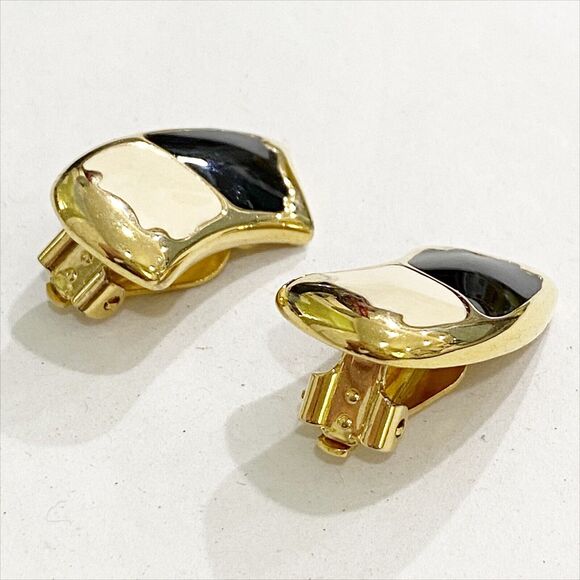 Clip On Earrings 1980's goldtone cream & black enamel Boss Lady classic jewelry - Picture 7 of 7
